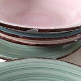 Set of 7 vintage flat and deep plates