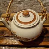 Ceramic teapot
