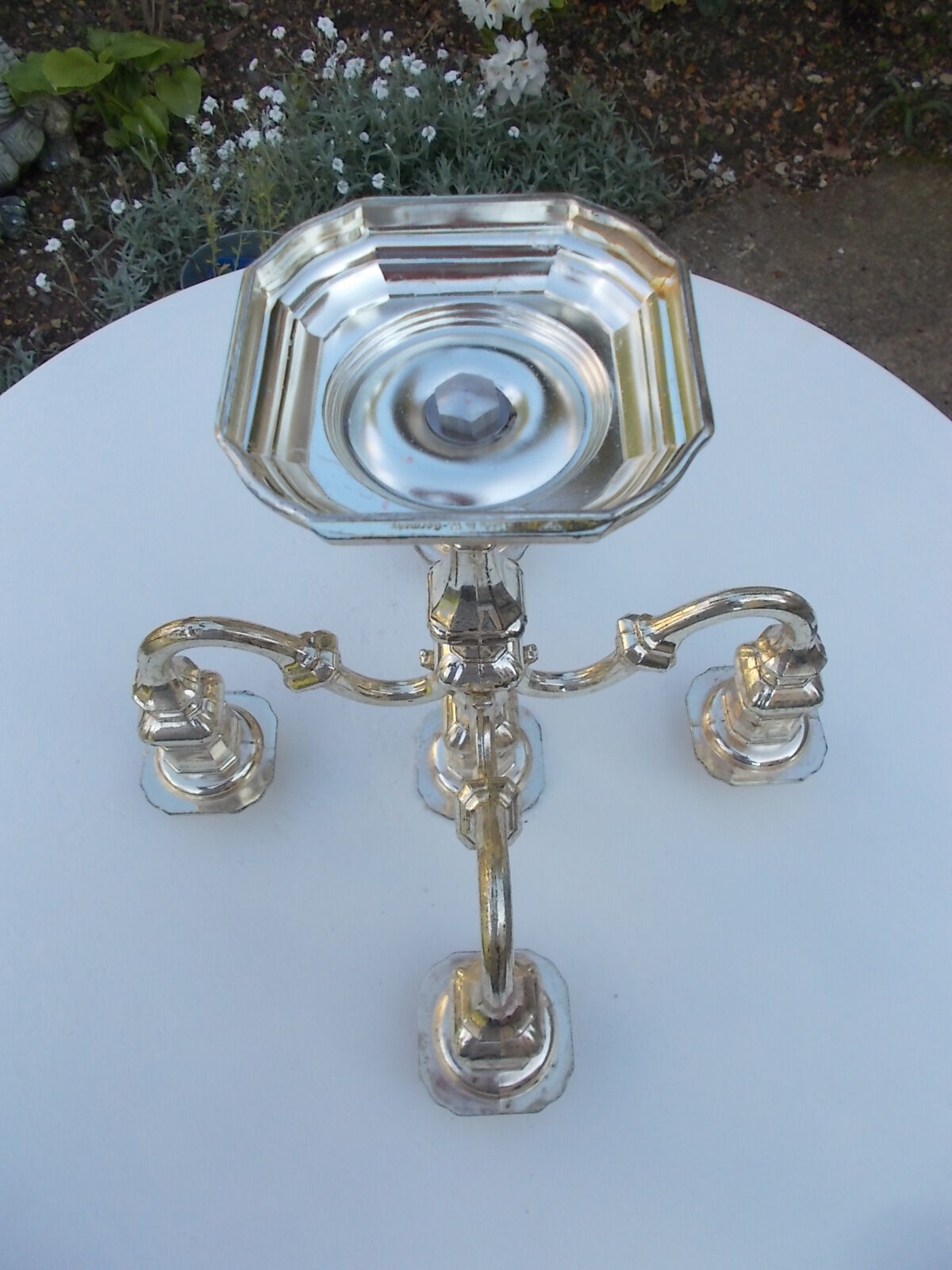 Metal candle holder for 5 candles