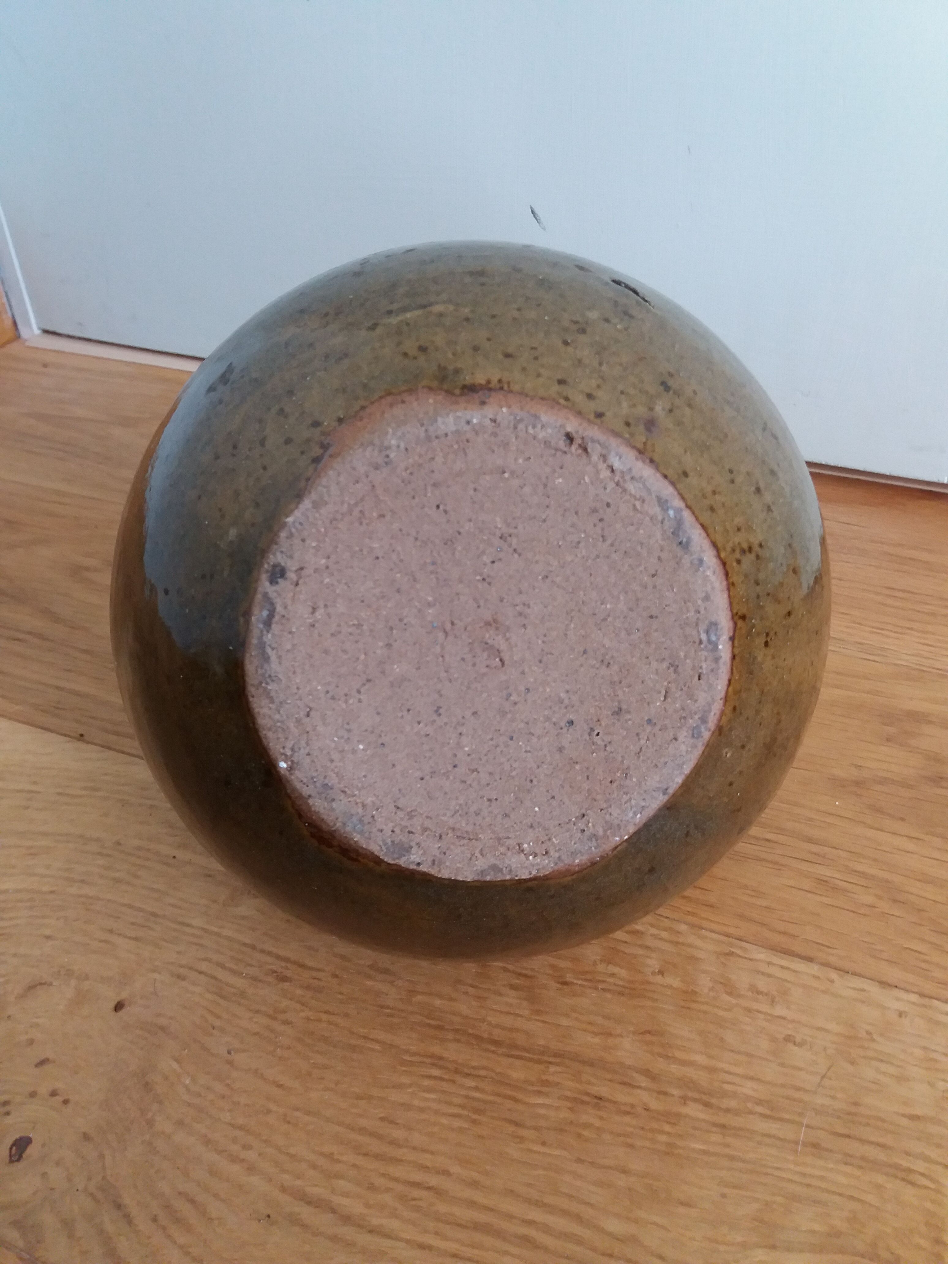 Vase pitcher ball candy sandstone pyrite artisanal pottery of the Bois de Laud