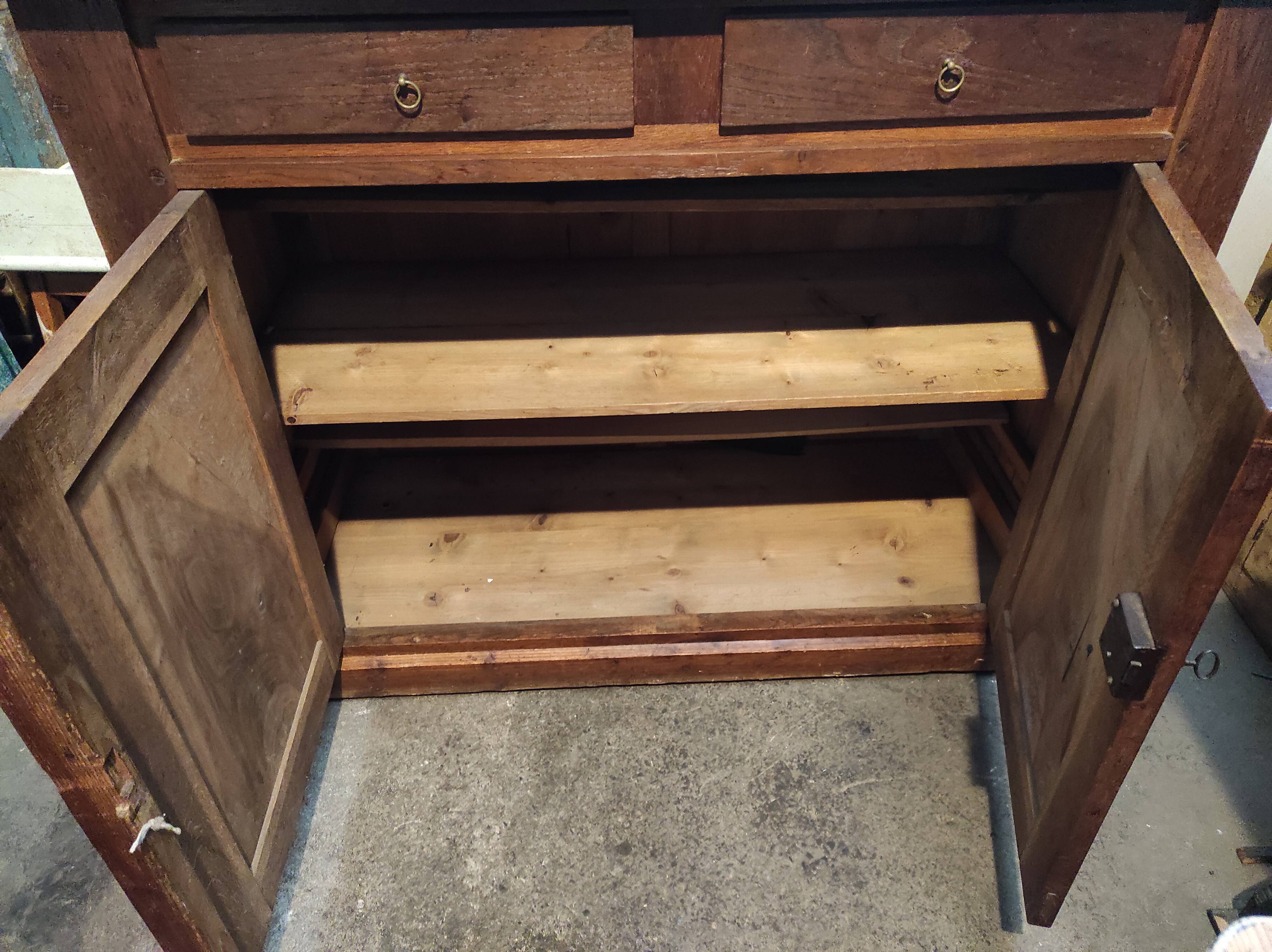 Former Parisian oak buffet 2 doors 2 drawers