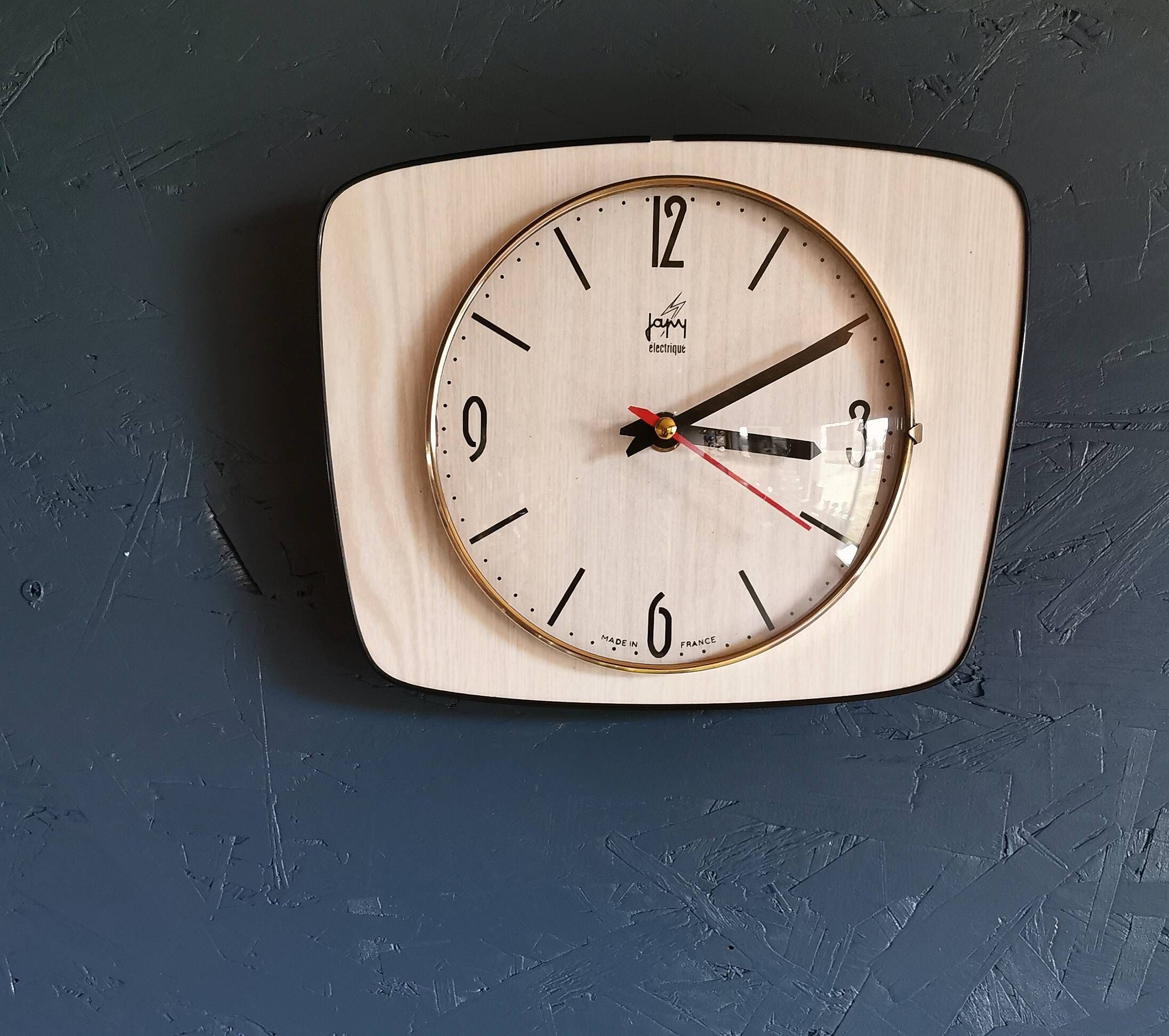Vintage formica clock silent trapeze wall pendulum 