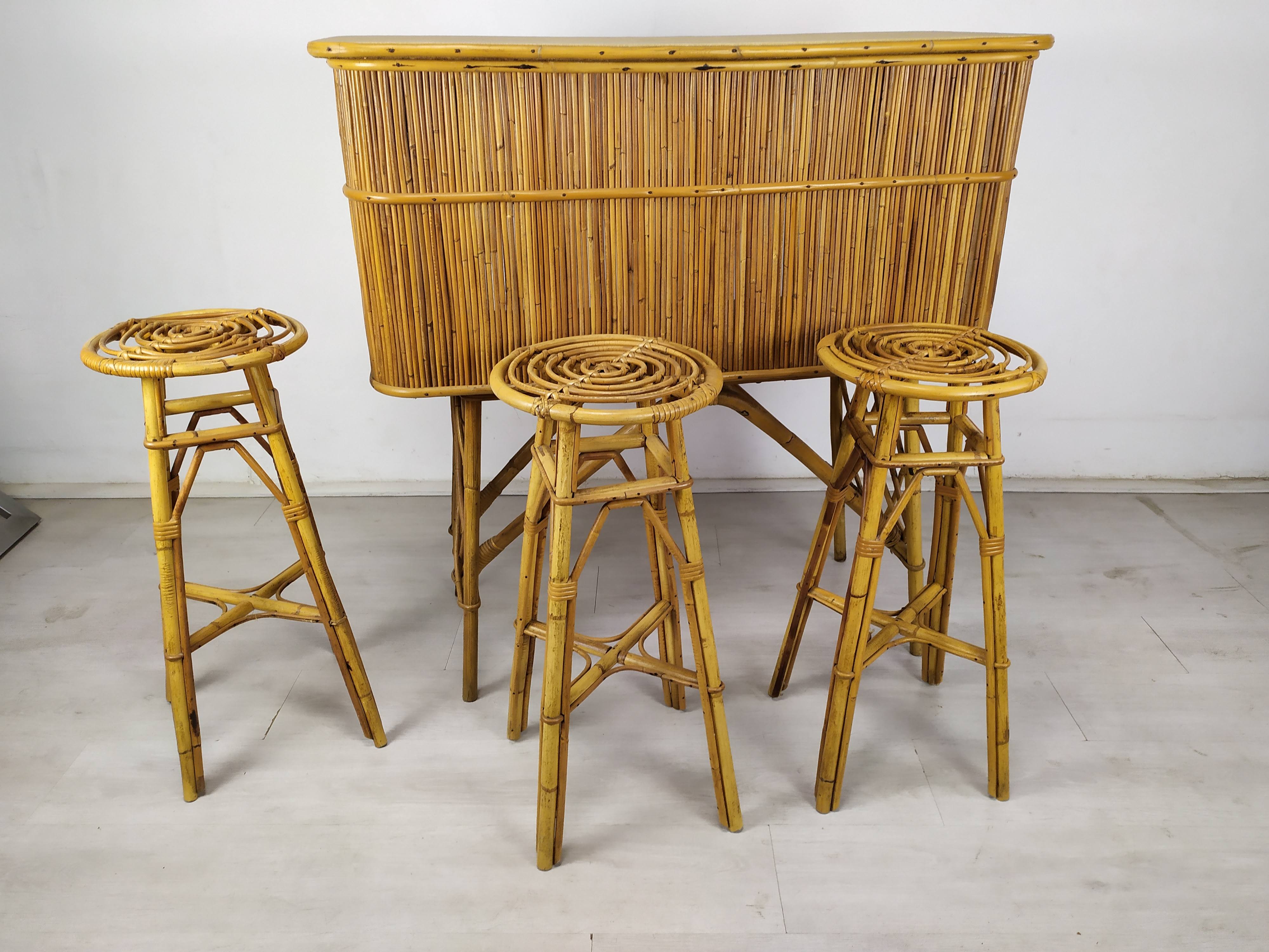 Vintage rattan bar and stools