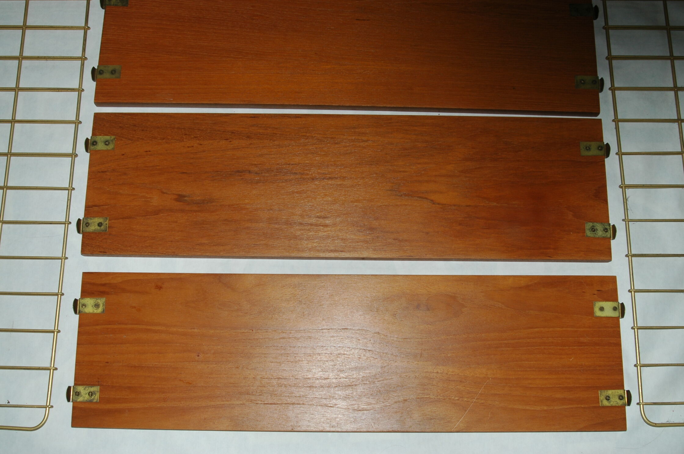 Pair of wooden metal shelves design 60