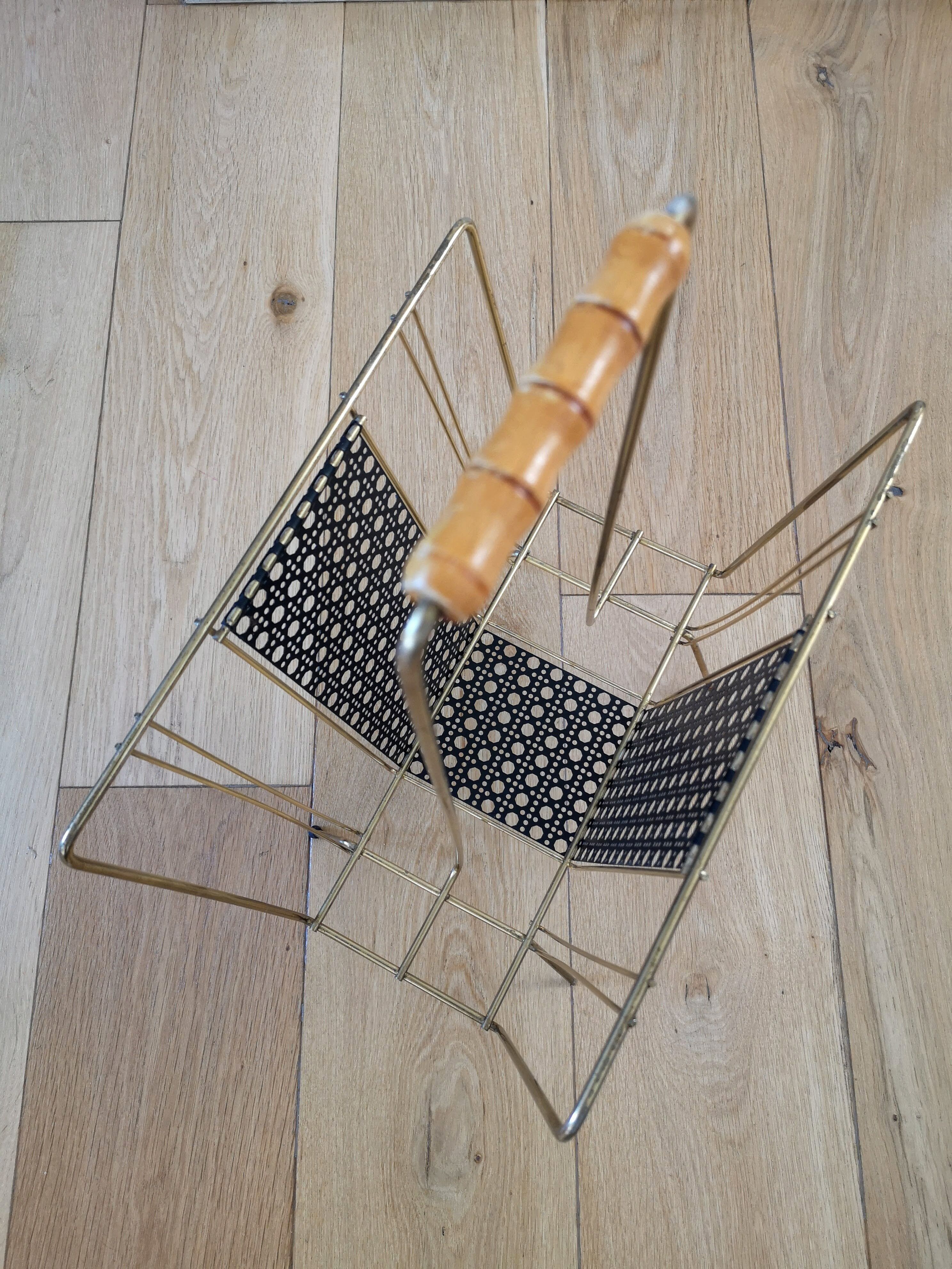 Magazine holder vintage brass structure metallic canage