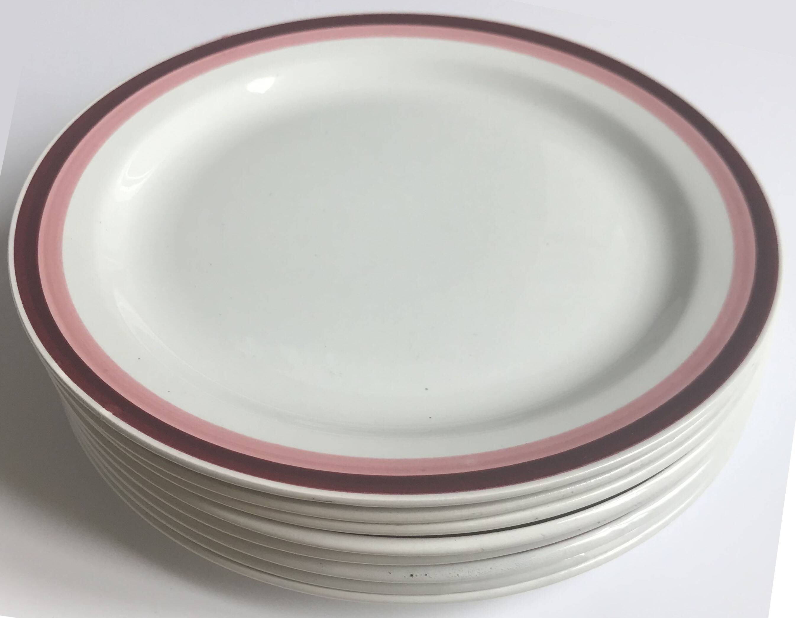 8 HBCM Montereau dinner plates