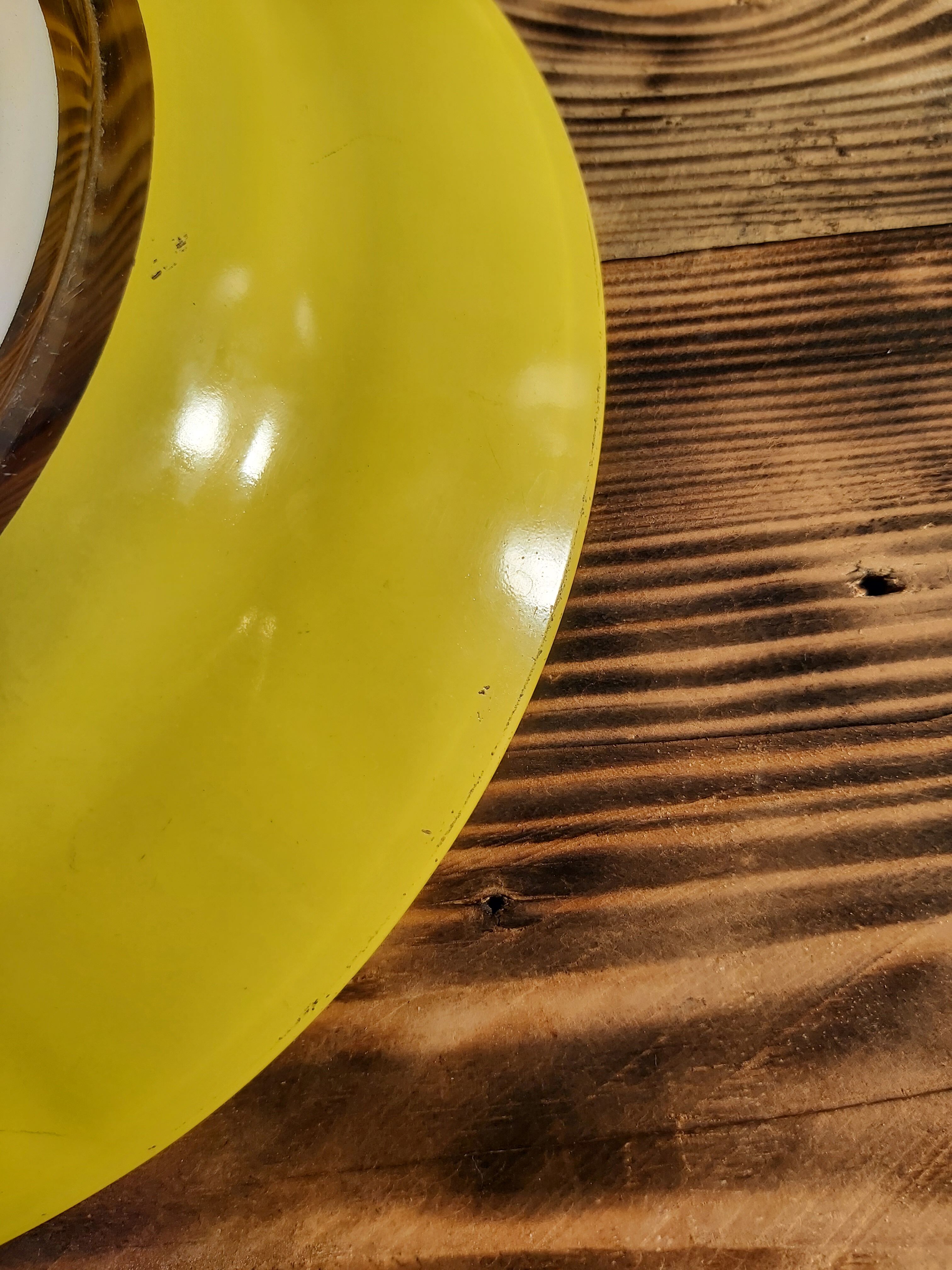 4 Duralex hollow plates