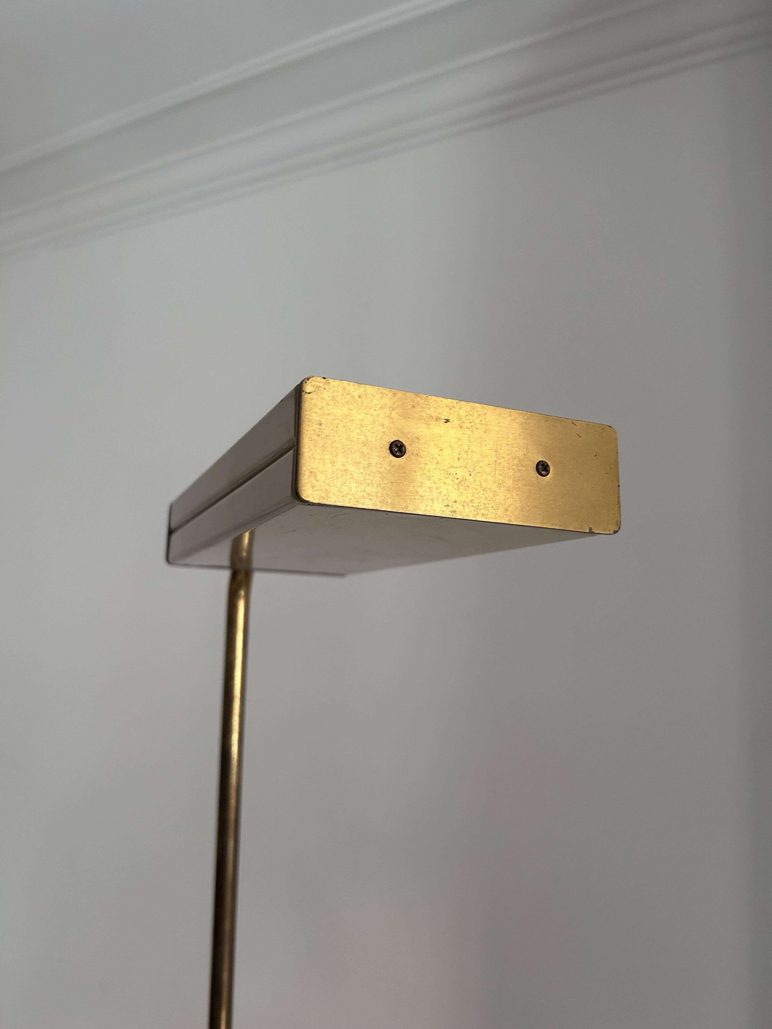 Lampadaire vintage, laiton massif et métal laqué crème, Italie 1970