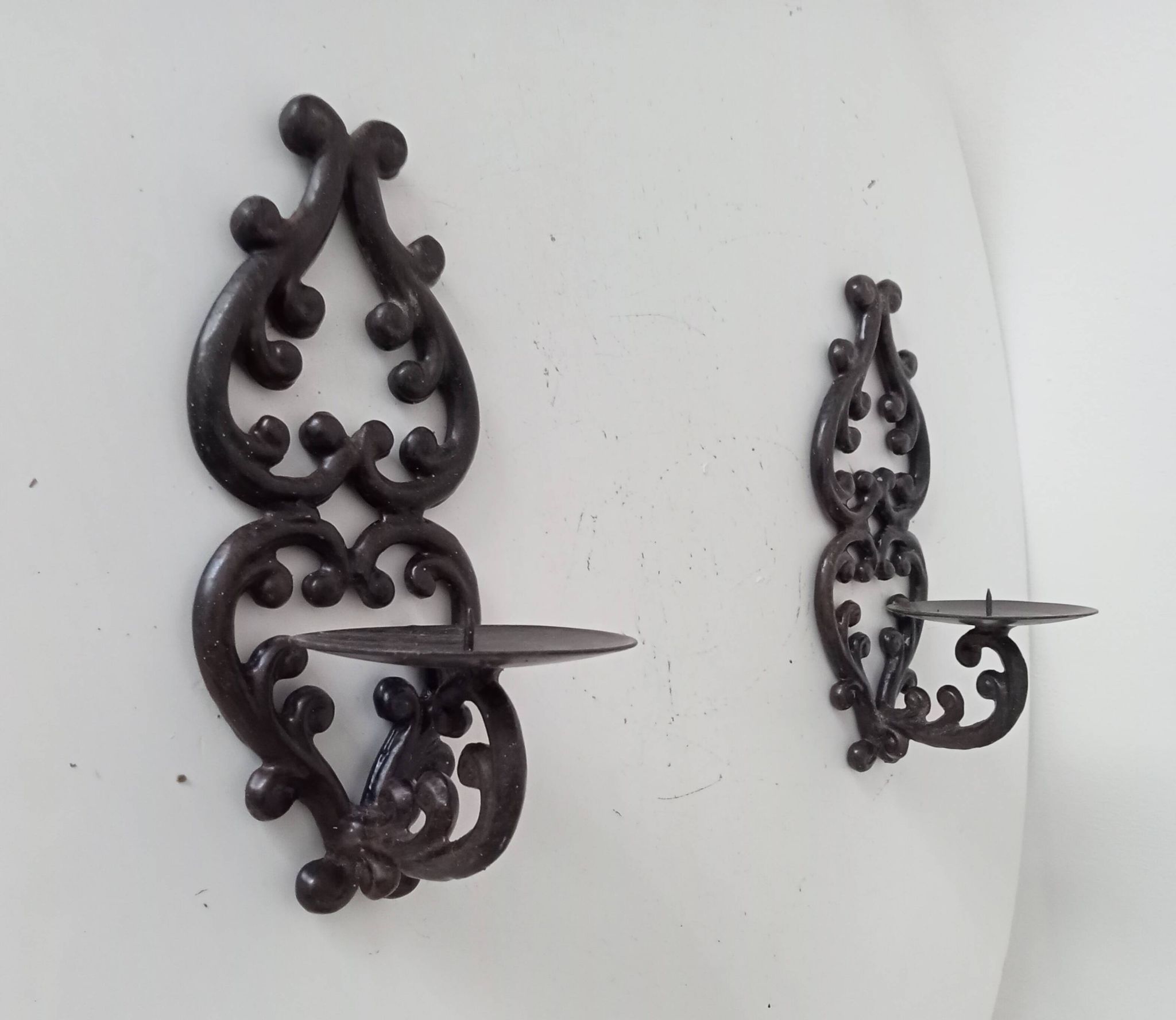 Antique wall candle holder in enamelled cast iron