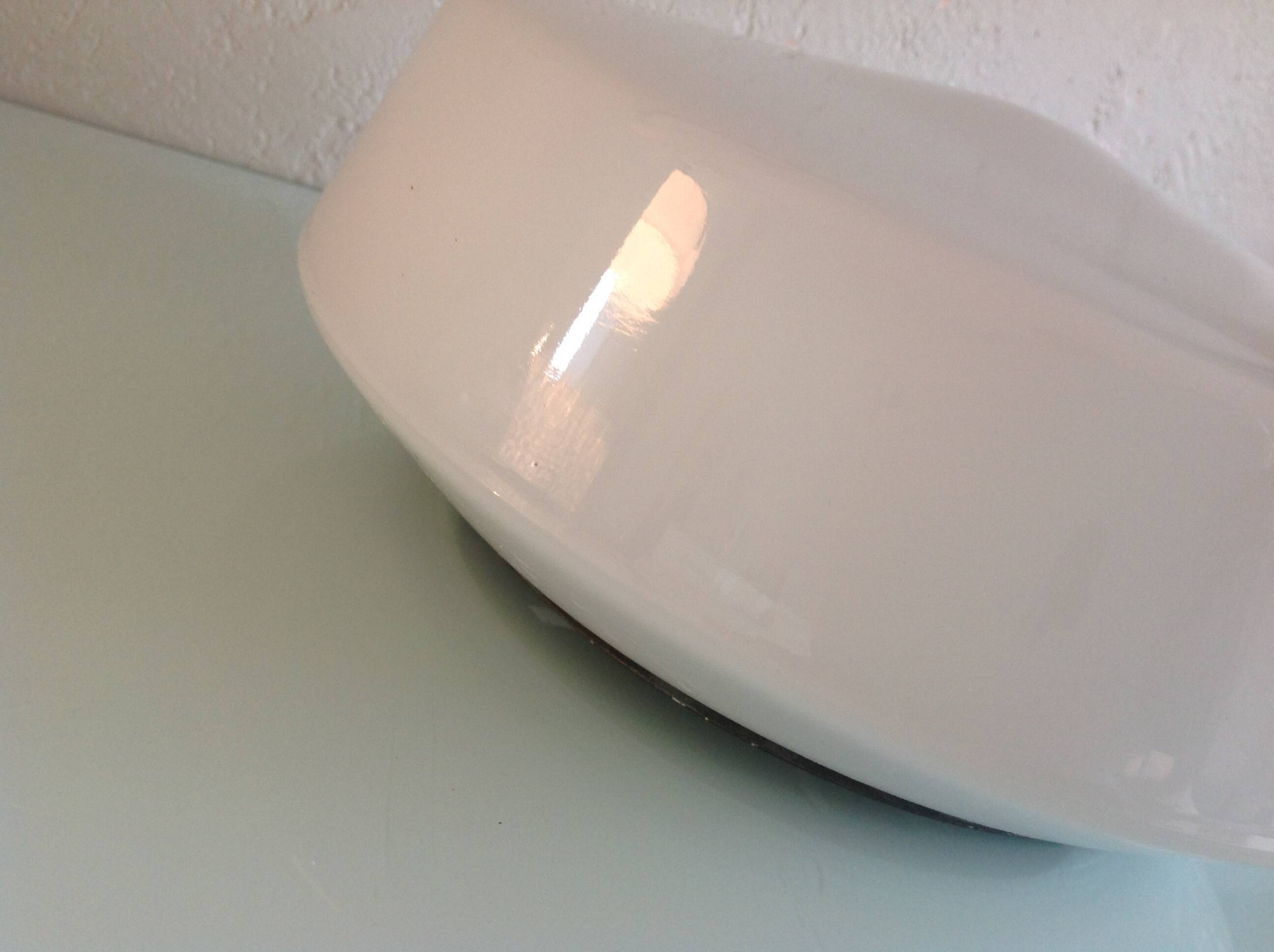 Round ceiling light in white opaline vintage 60s-70s