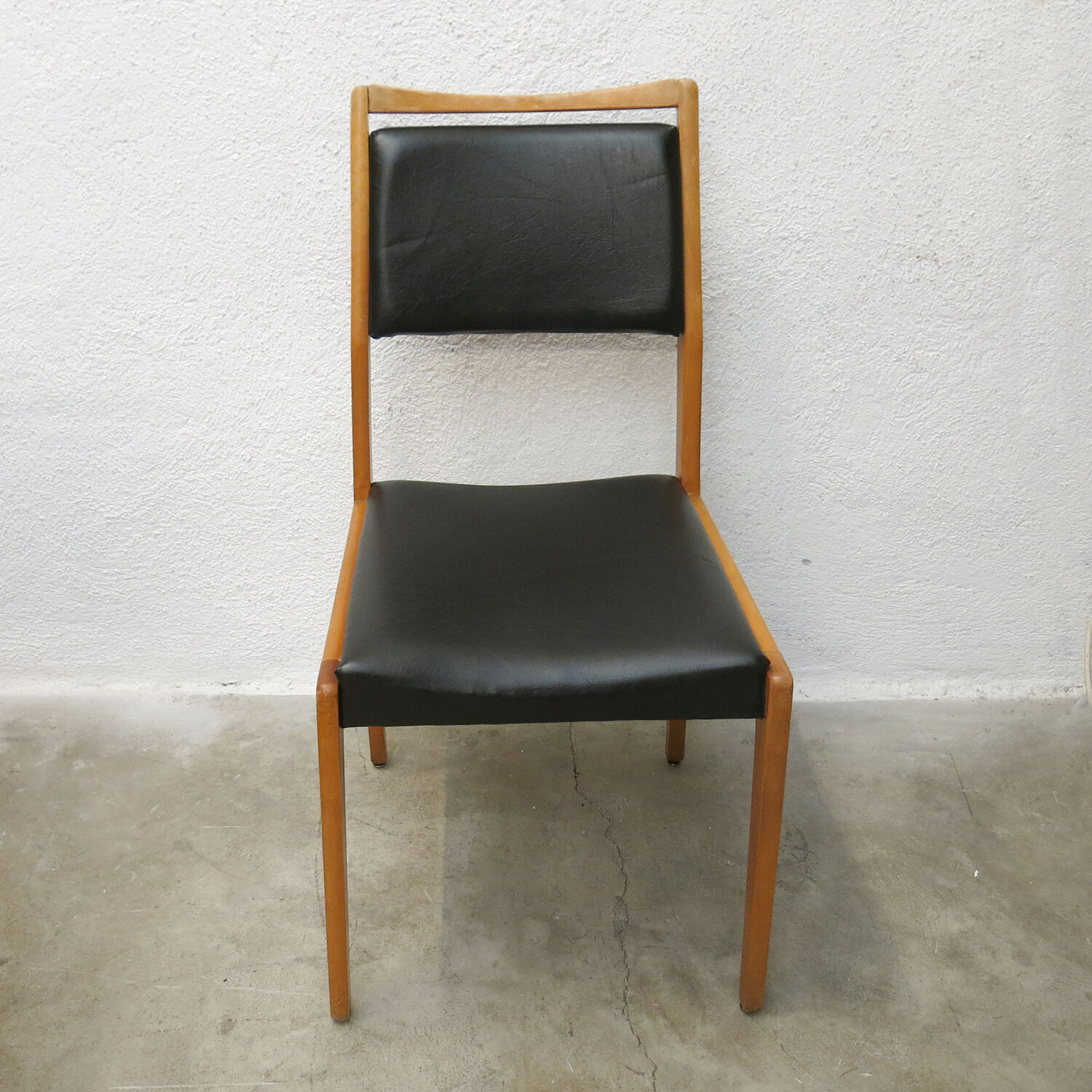 Series of 4 vintage chairs made in Germany