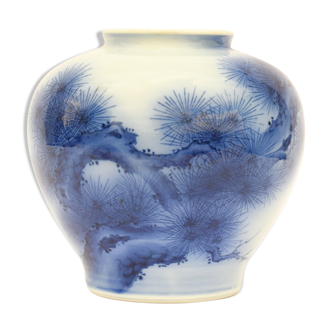 Vase en porcelaine bleue et blanche