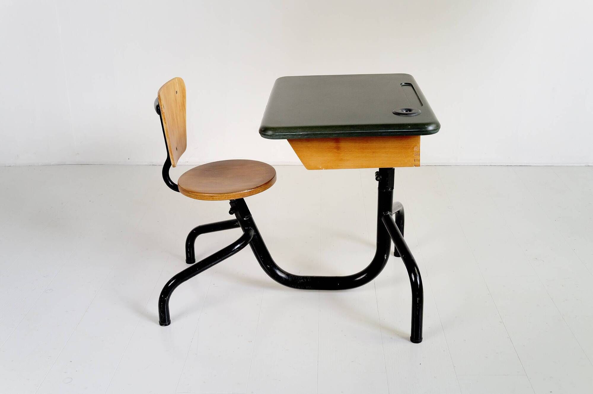 Desk One Place by Jean Prouvé, France 1940