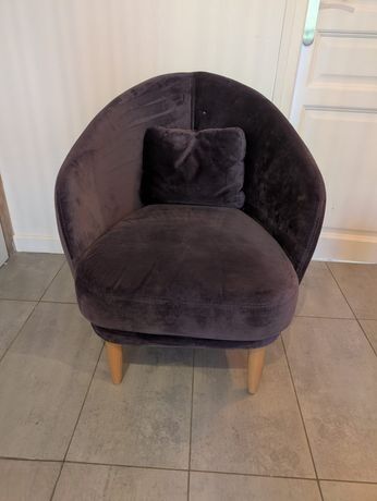 Designer armchair in aubergine velvet - High-end brand FAMA