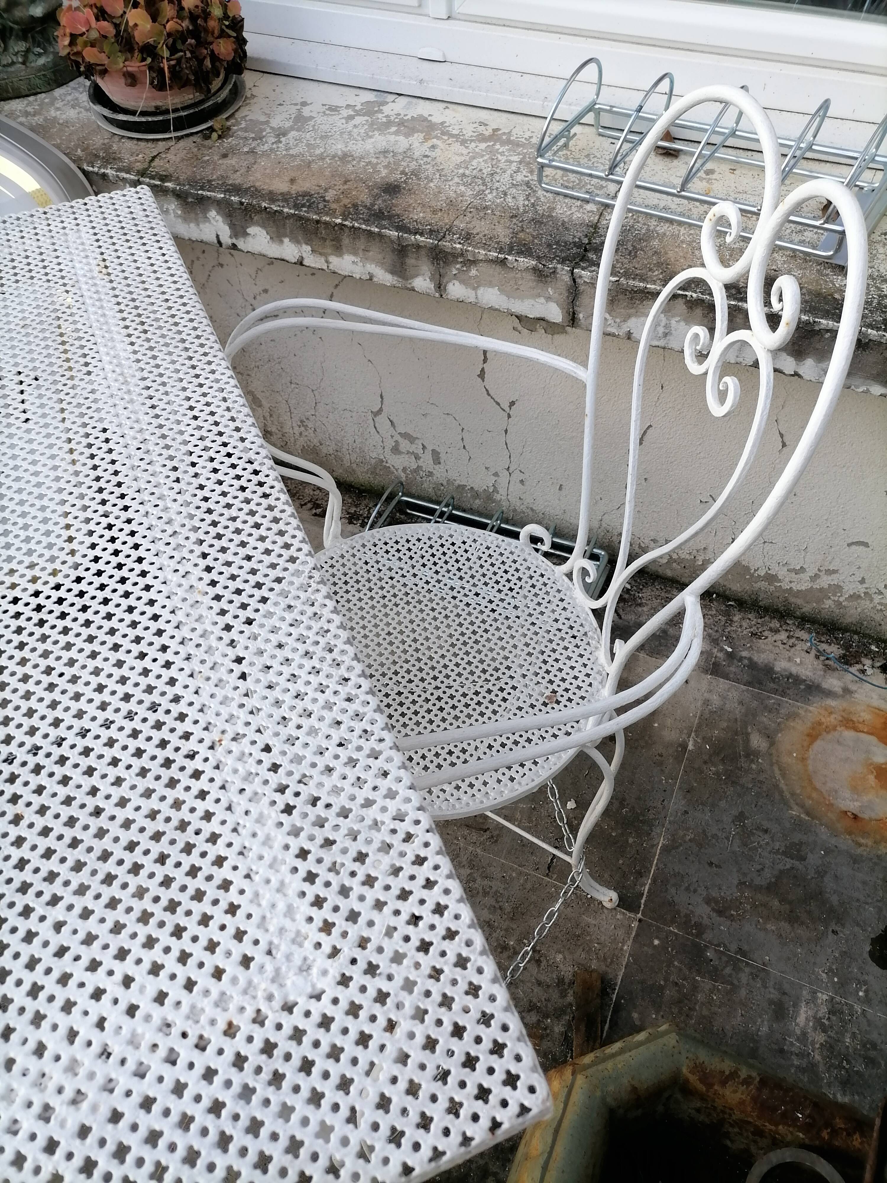 Living room wrought iron garden