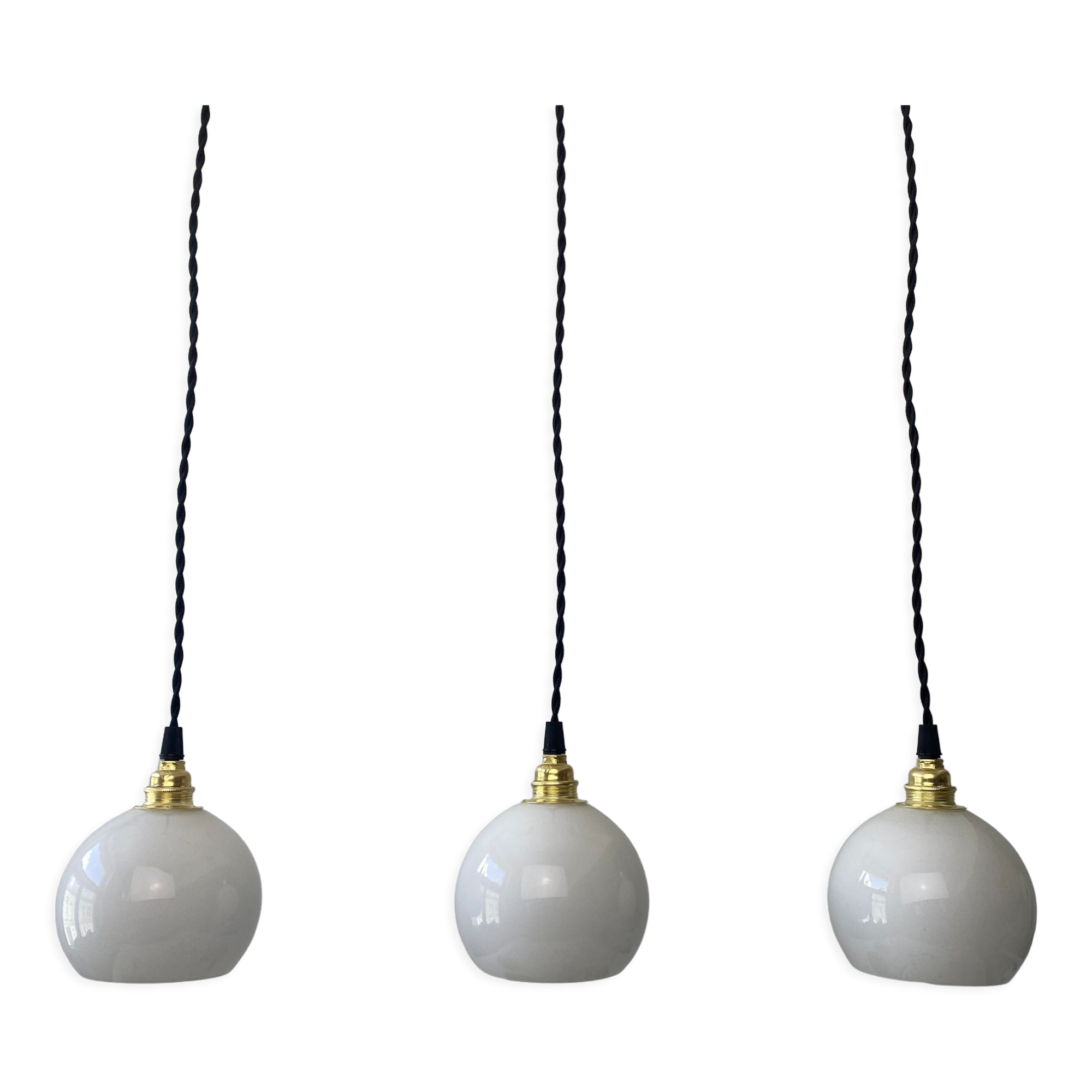 Lot 3 old hanging lamps in vintage opaline 10 cm