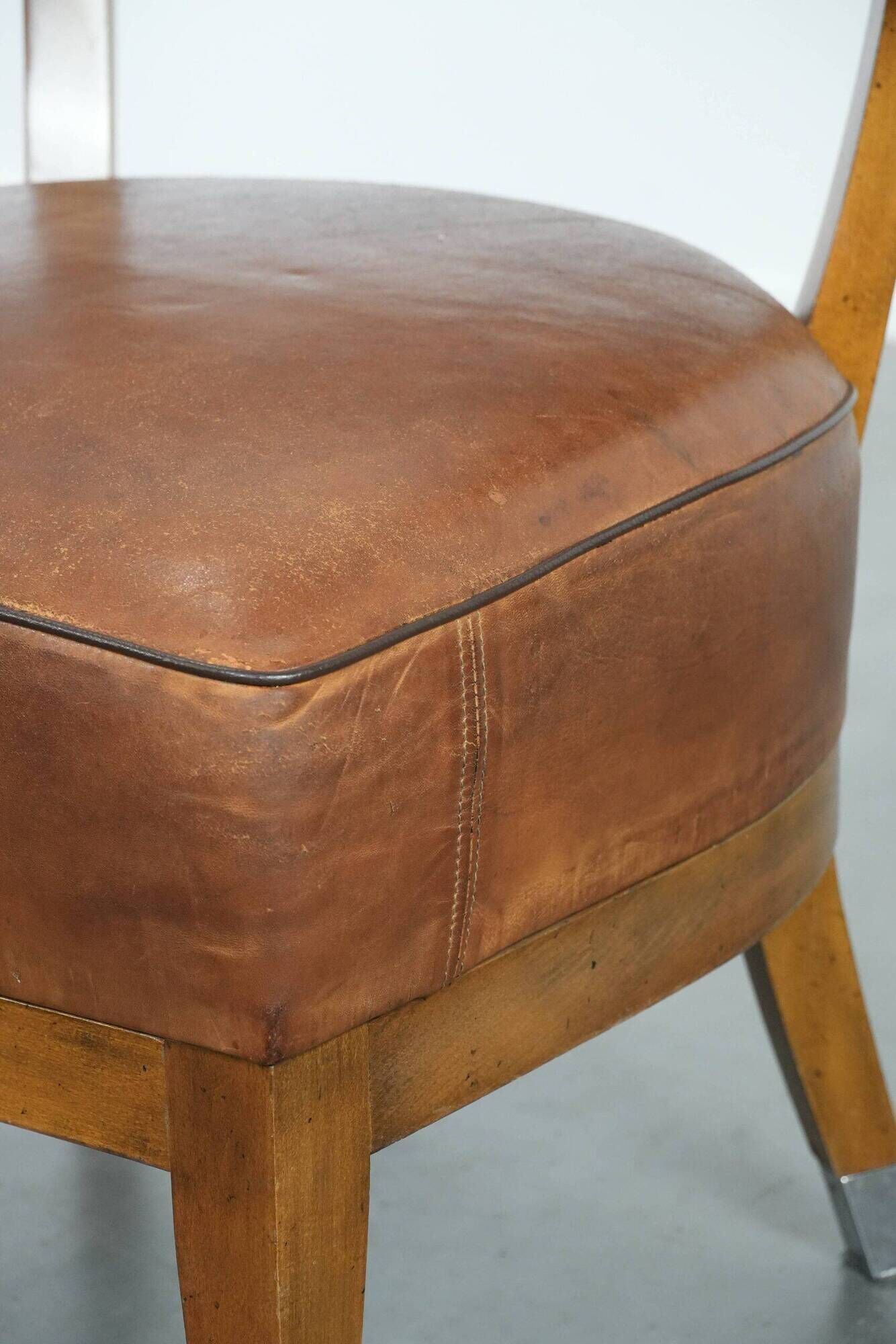 Vintage design armchair / cocktail chair made of sheepskin leather