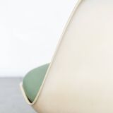 Eero Saarinen Tulip Chair for Knoll International