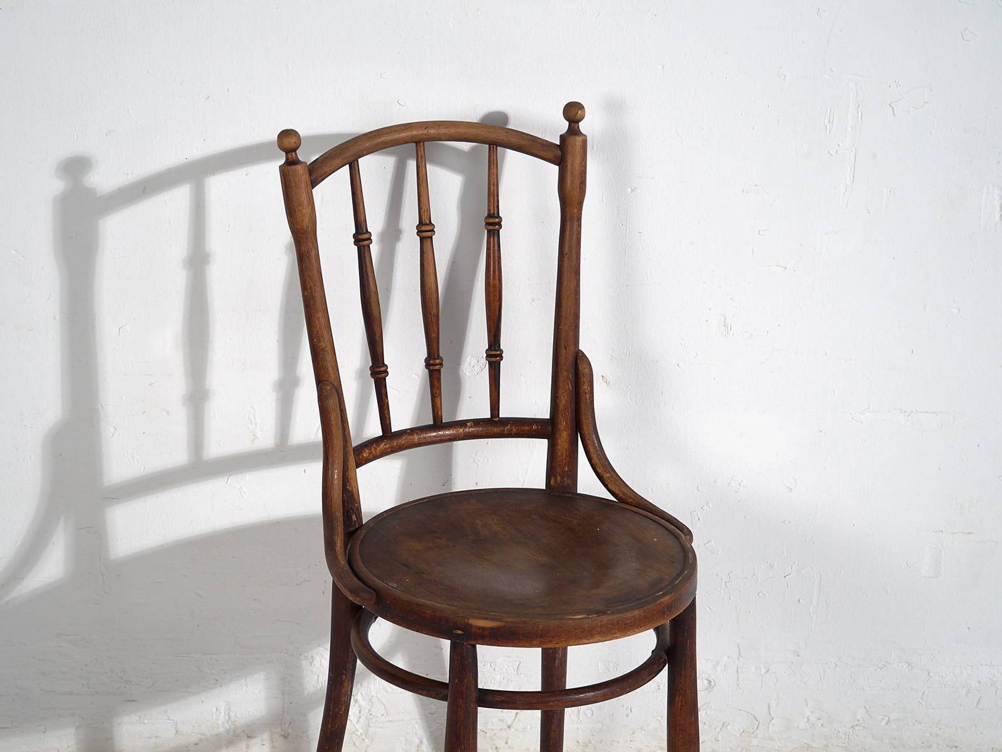 Antique Thonet bentwood chairs (circa 1920). Set of 4 pieces #14