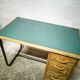 Bureau de maître d'école vintage