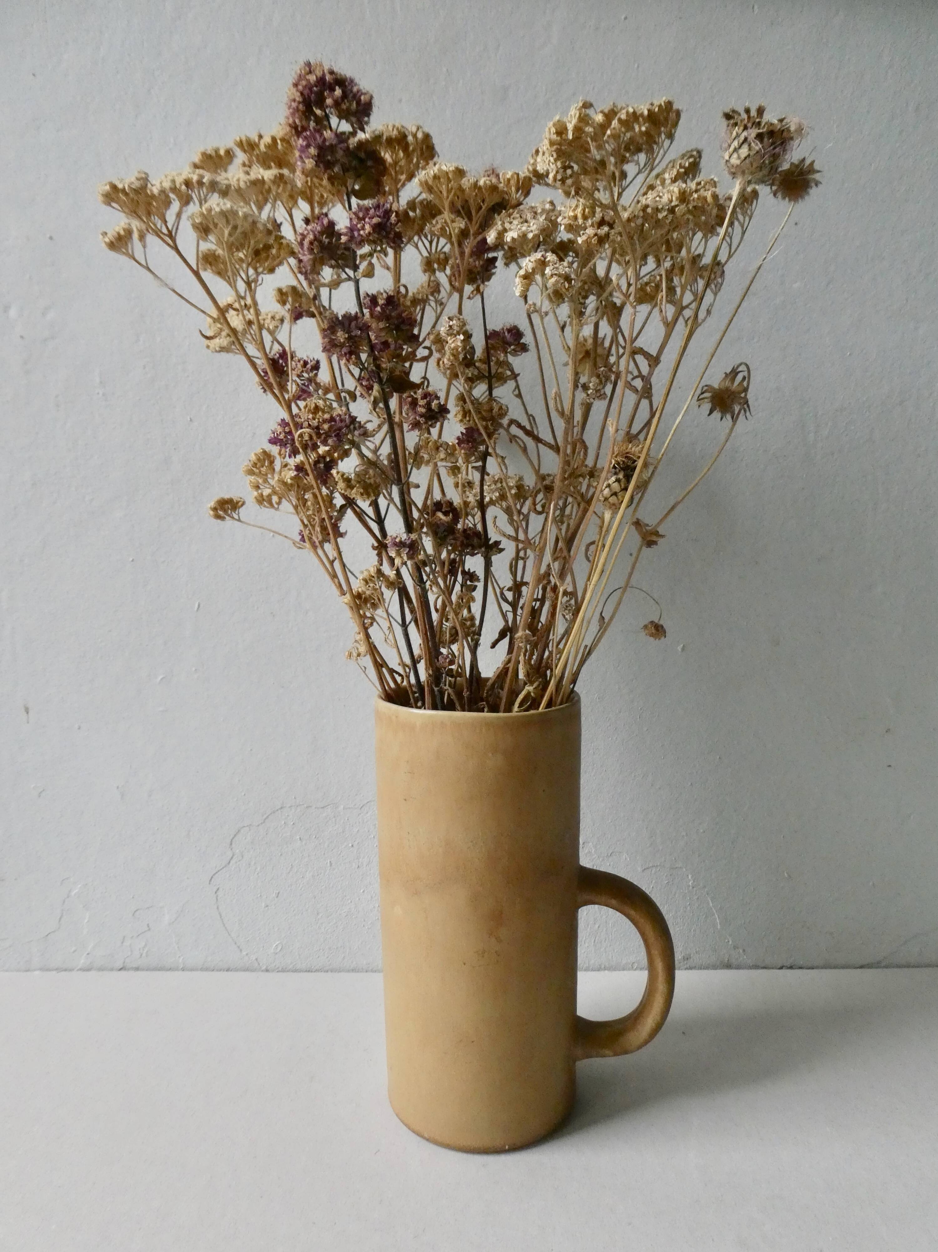 Sandstone vase, natural tone