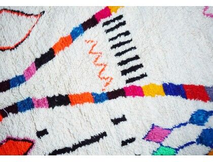Colorful Berber carpet 325 x 190cm