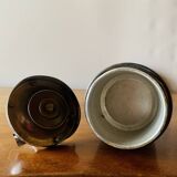 Vintage metal ashtray - push up