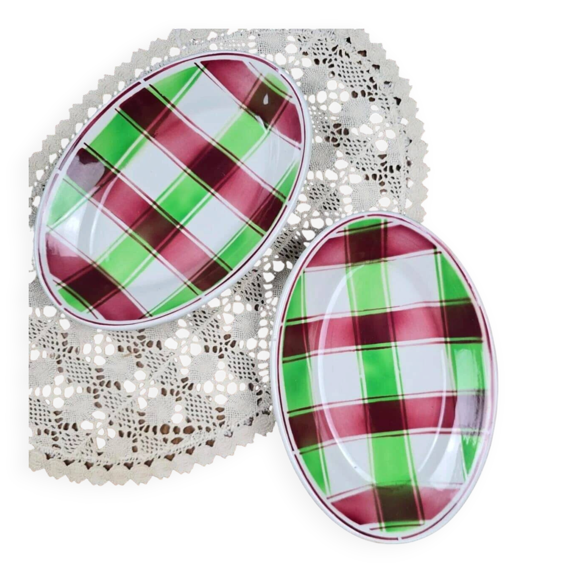 Set of 2 Sarreguemines and Digoin dishes in the Sousse model, Scottish pattern.