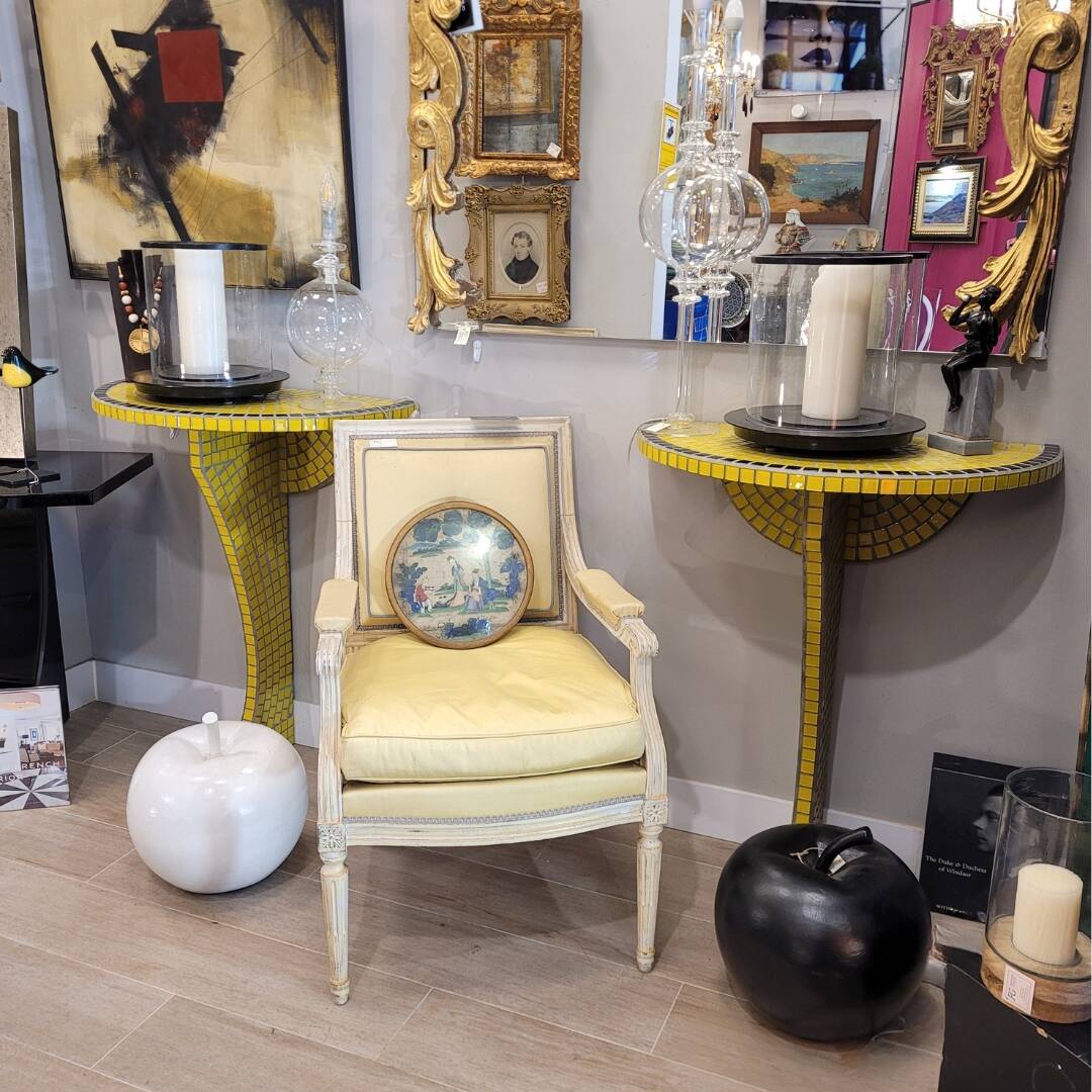 Pair of floating consoles, tesela mosaic, Art Decó, 50's – France