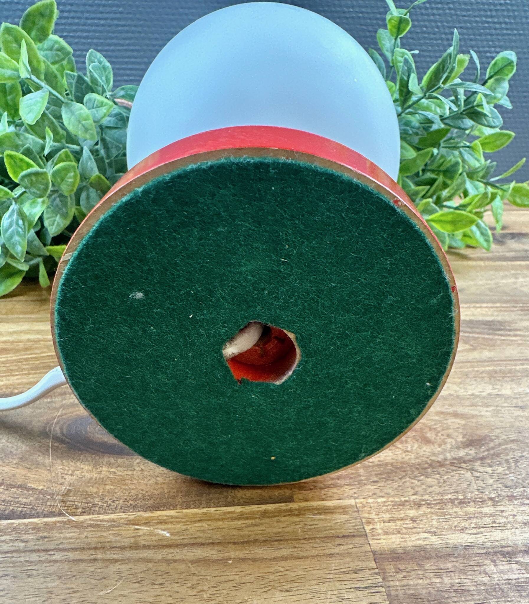 Vintage globe bedside lamp – red lacquered wooden base