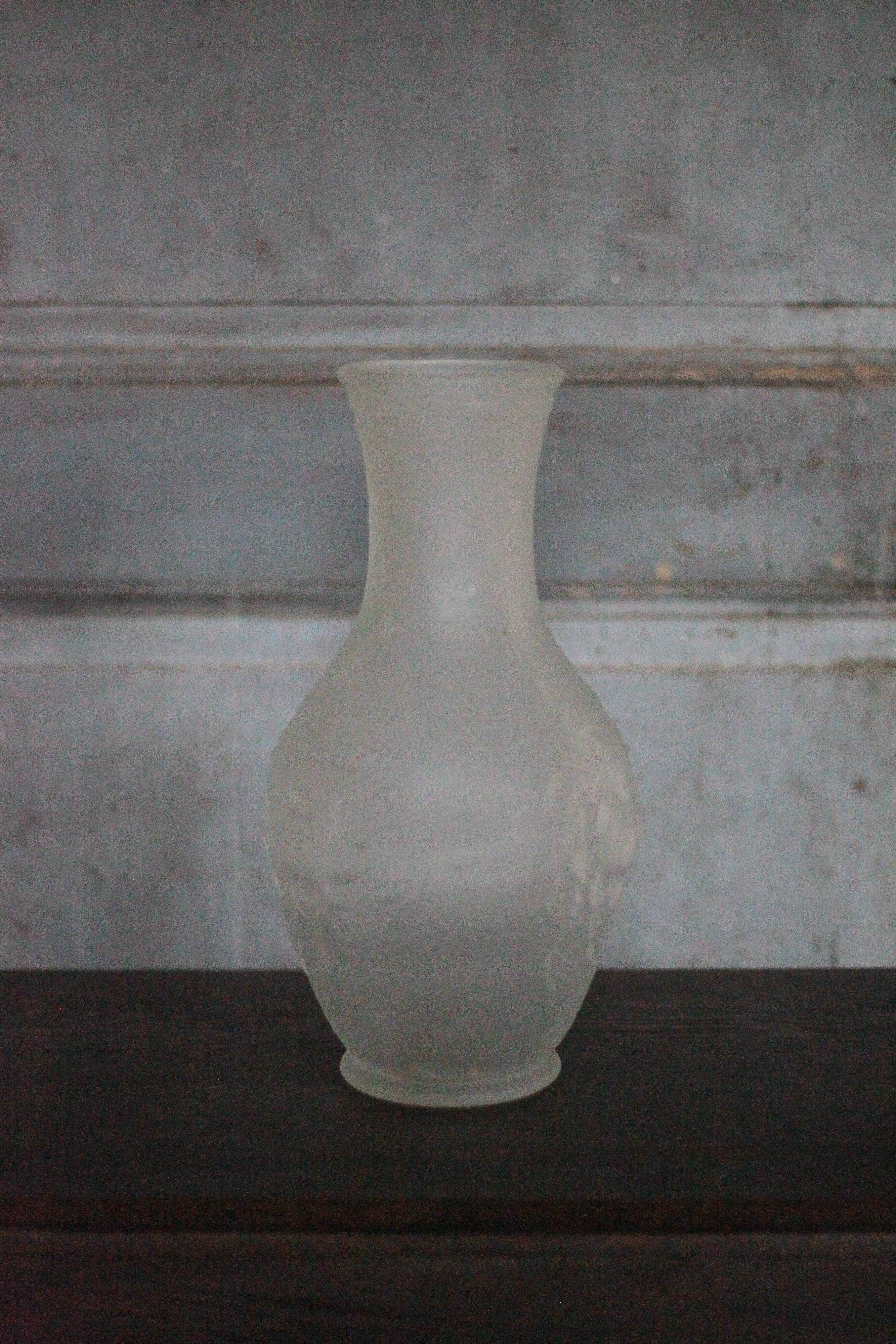 Vintage Italian vase, frosted molded glass vase with floral motifs, pot a f