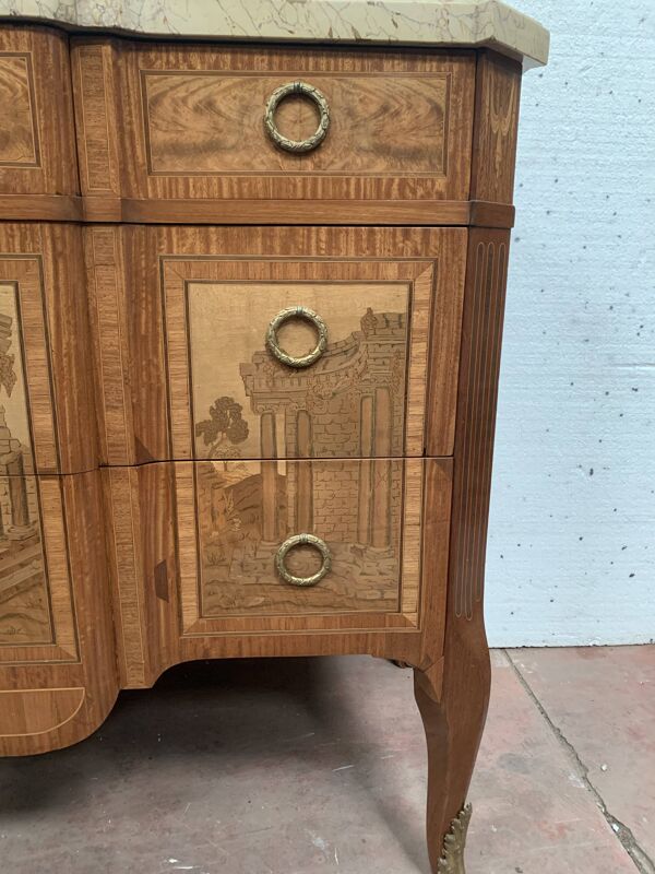 Commode a ressaut central en bois d'amarante et bois de rose XX siècle