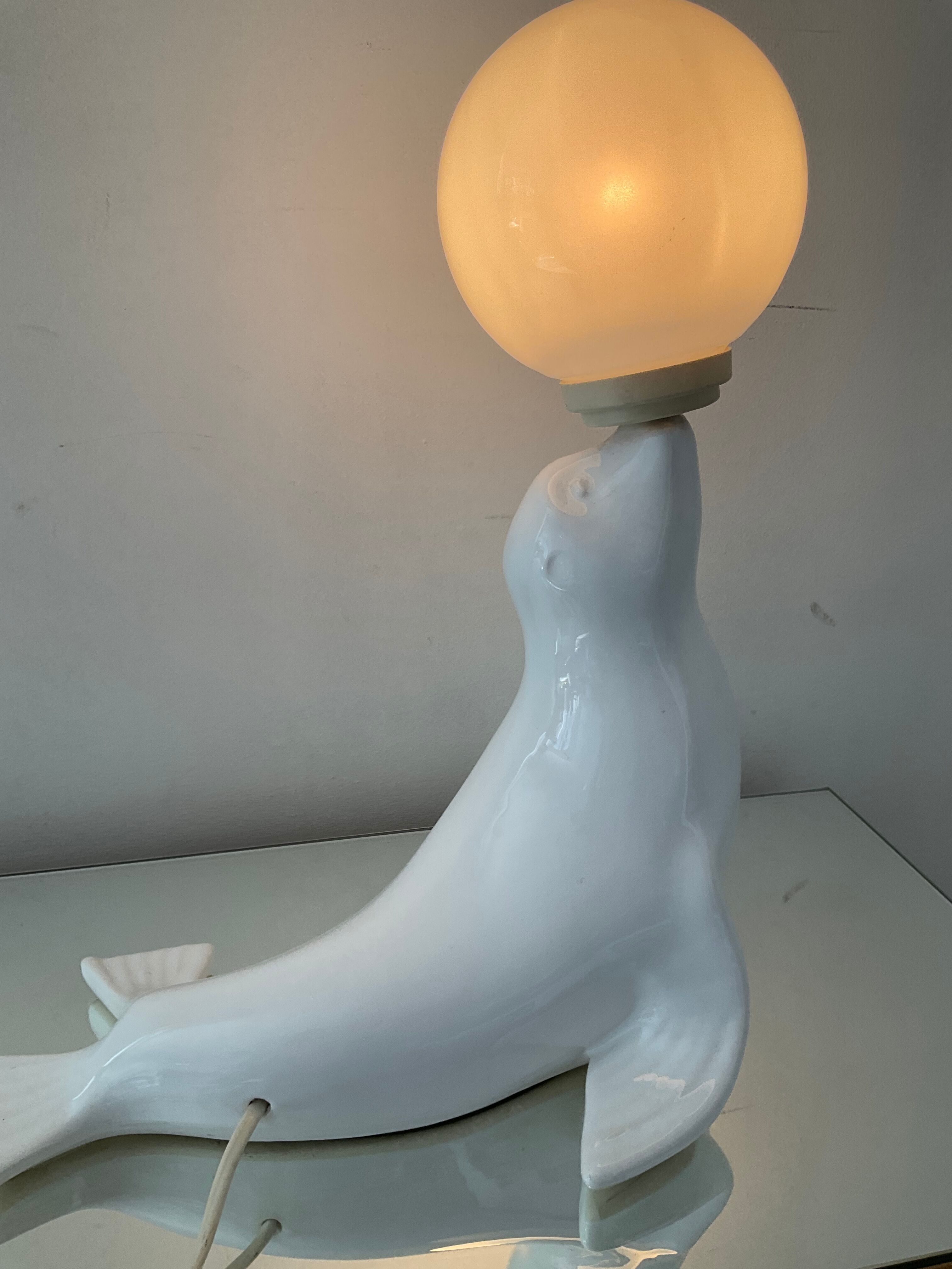 Vintage sea lion lamp in ceramic and opaline