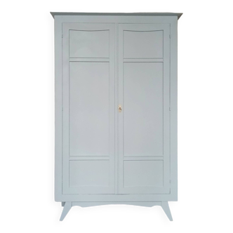 Armoire parisienne