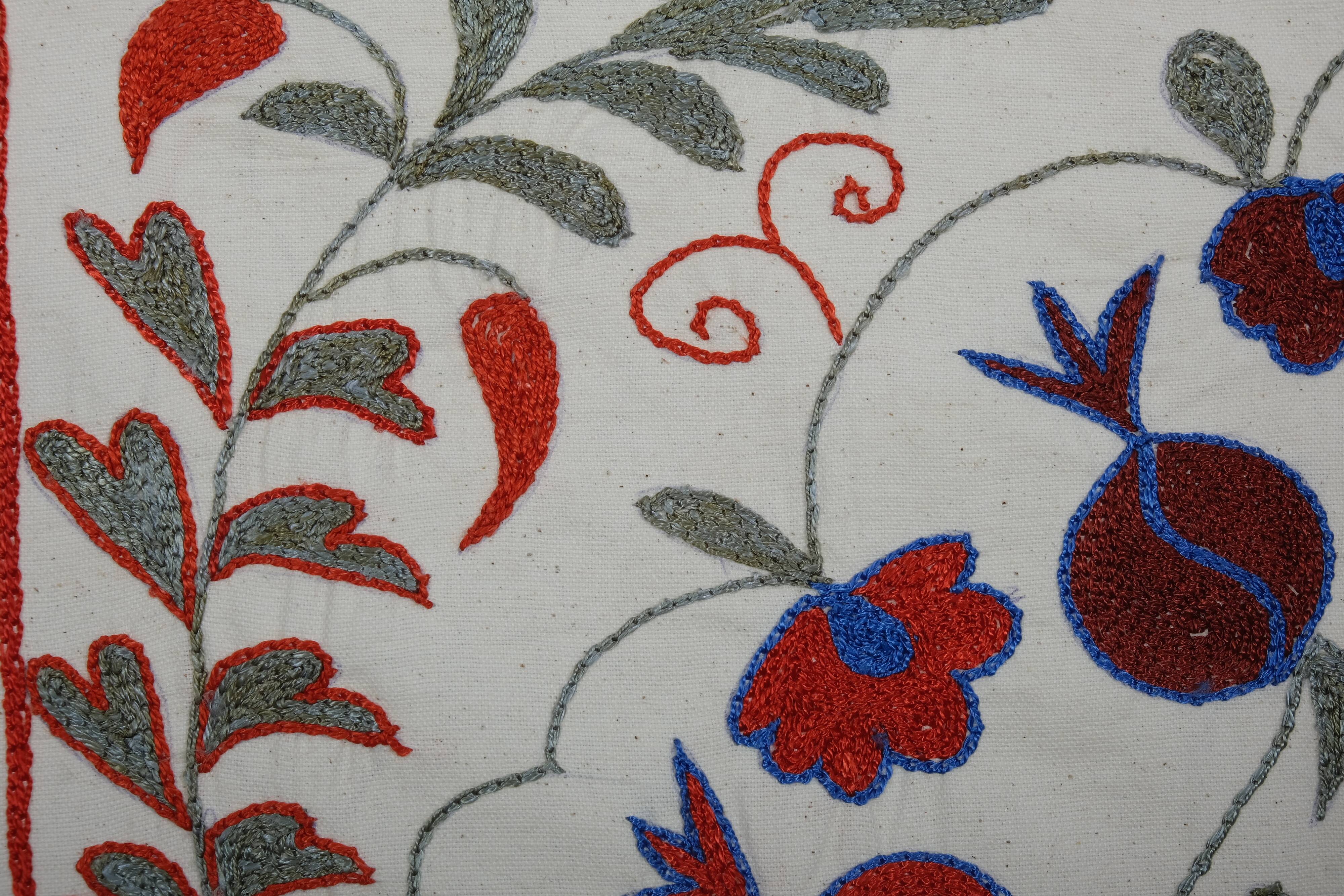 Hand knotted rug, vintage Turkish rug 90x97 cm