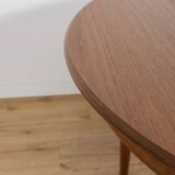 Mid-Century Round Teak Extendable Dining Table, United Knigdom, 1960s