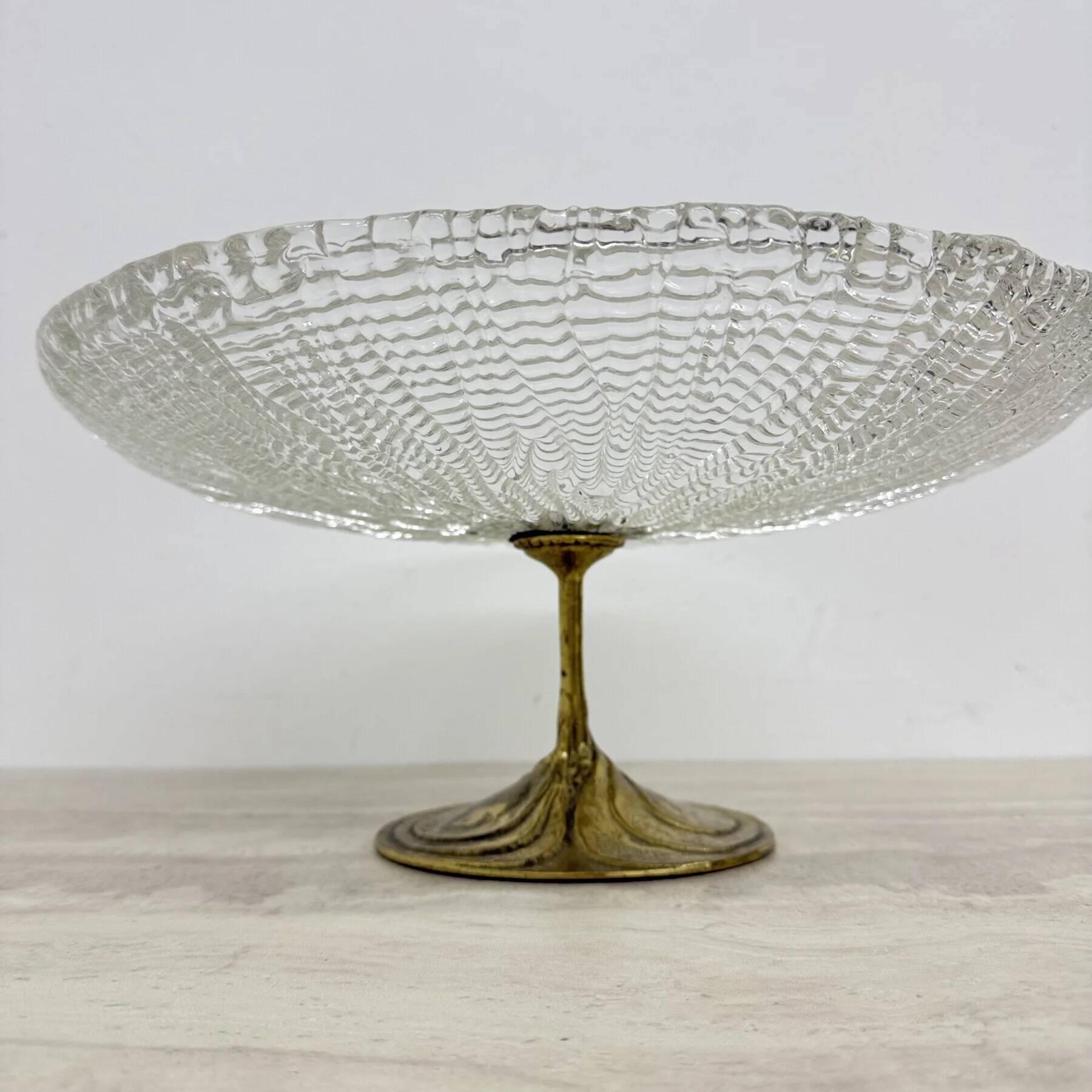 Mid-century design centrepiece crystal and brass bowl, 1960s