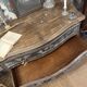Commode arbalète