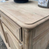 Bar / counter in raw wood