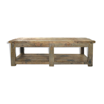 Table en bois patiné