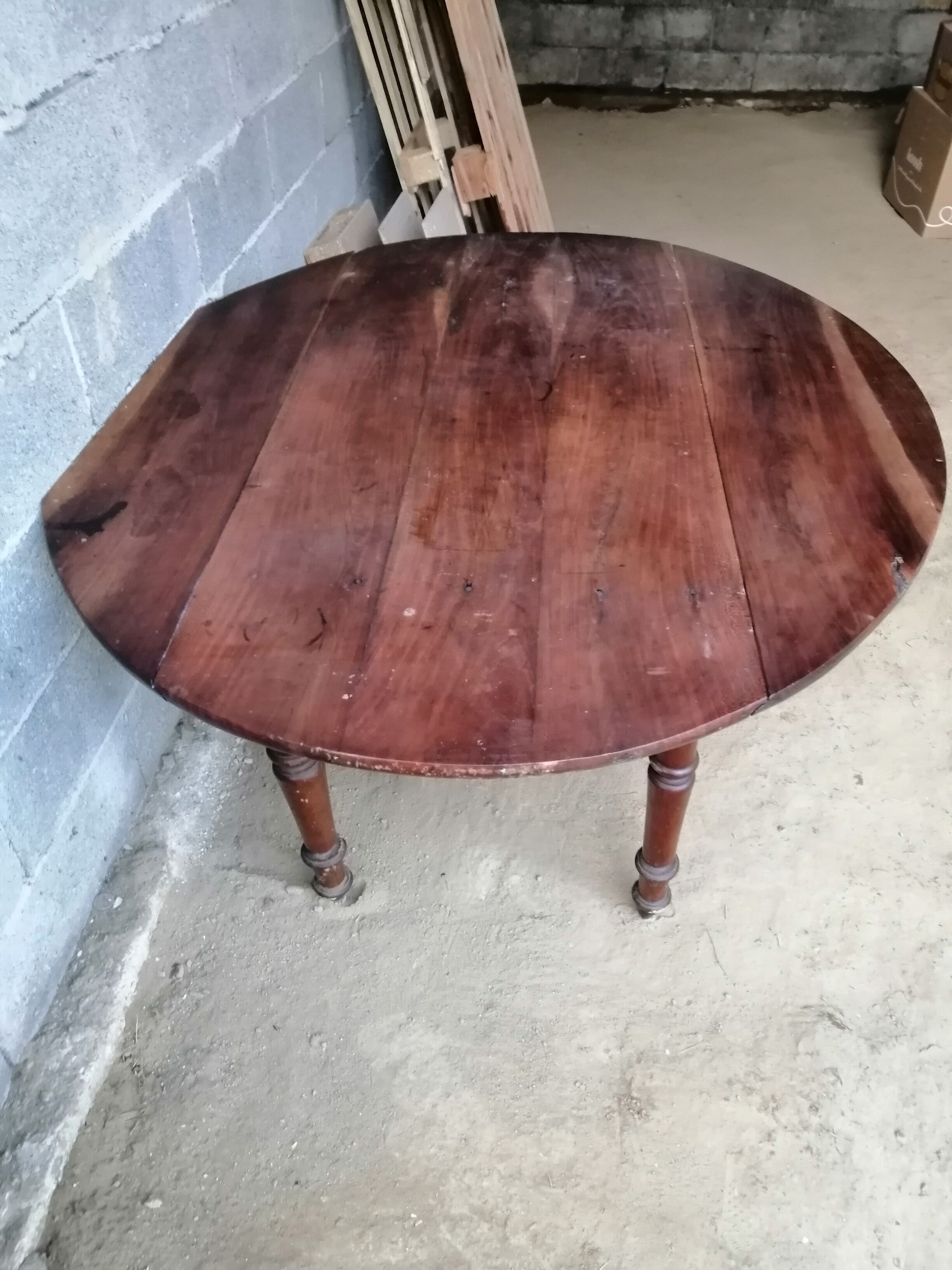 Old 1/2 round table