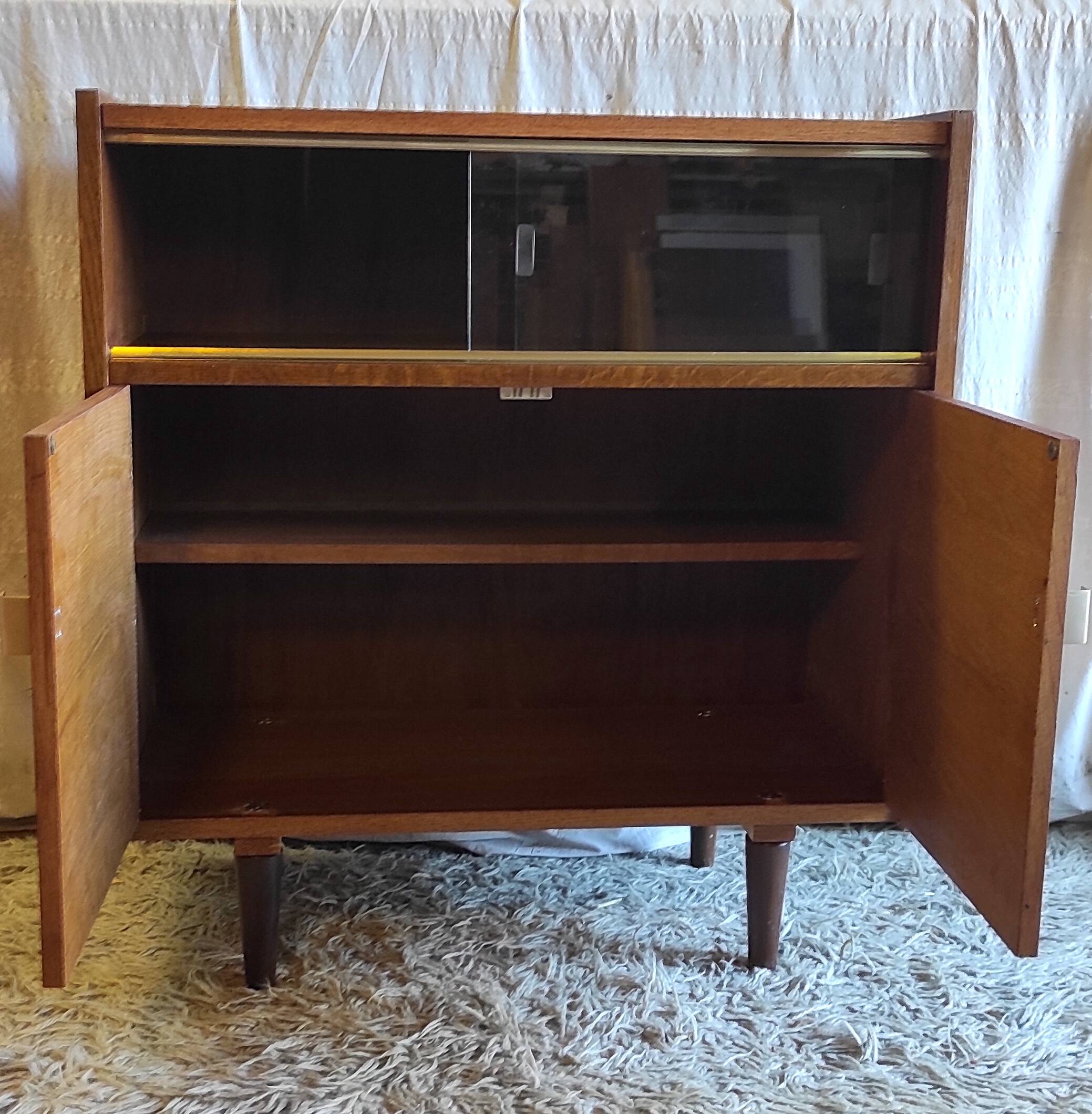 Vintage oak sideboard - mid-20th century