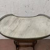 Small kidney table in mahogany and veneer, 19th century