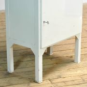 Vintage medicine cabinet, 1970s