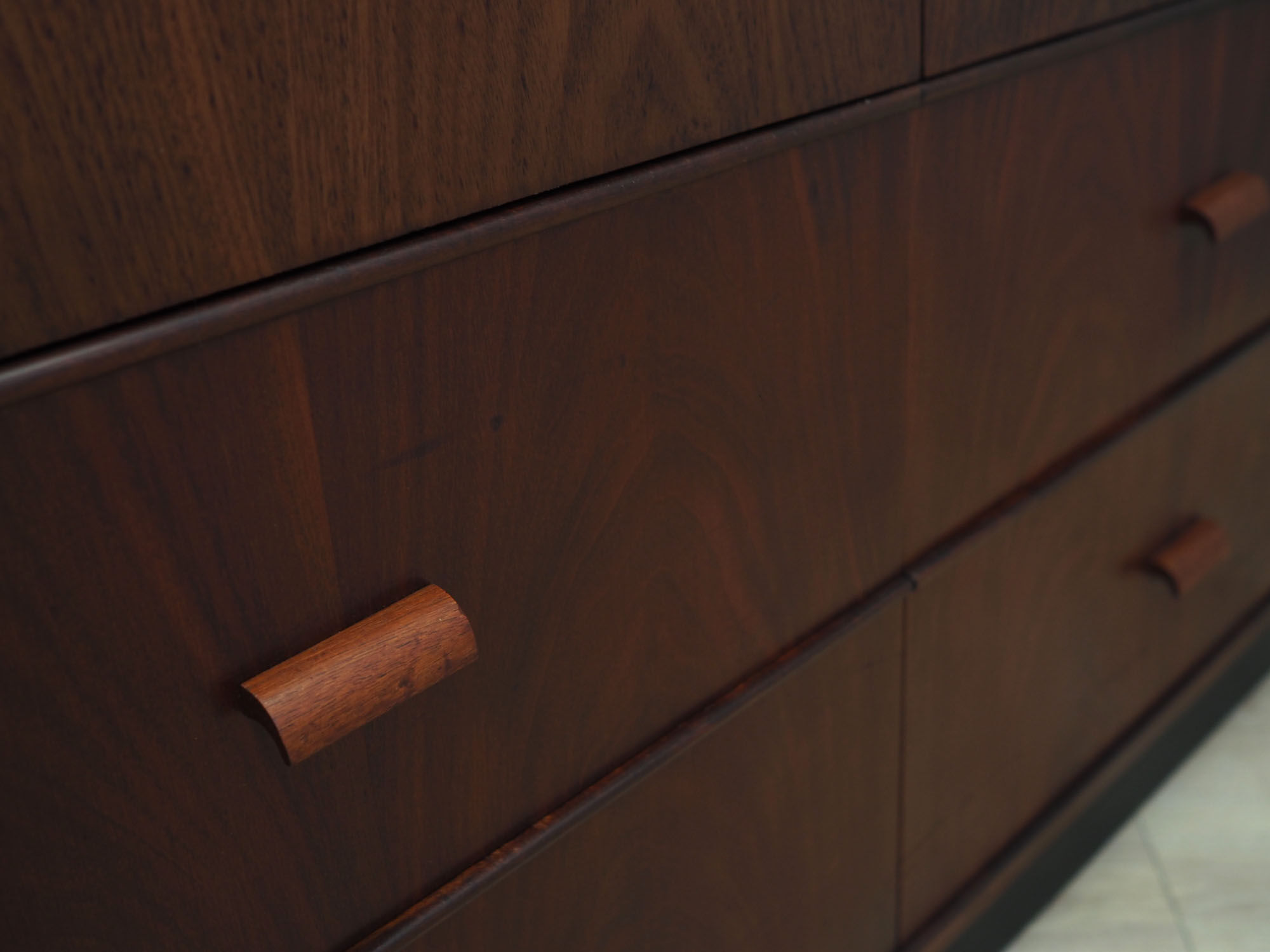 Mahogany wardrobe, Danish design, 1970s, production: Denmark