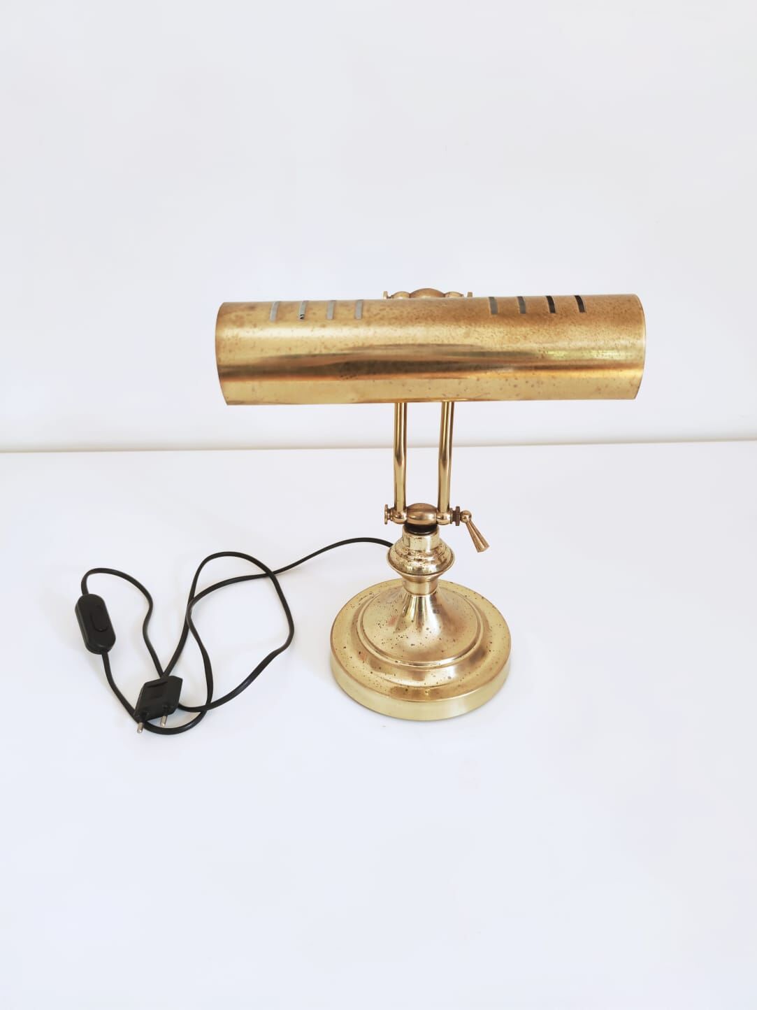 Golden brass desk/banker's lamp