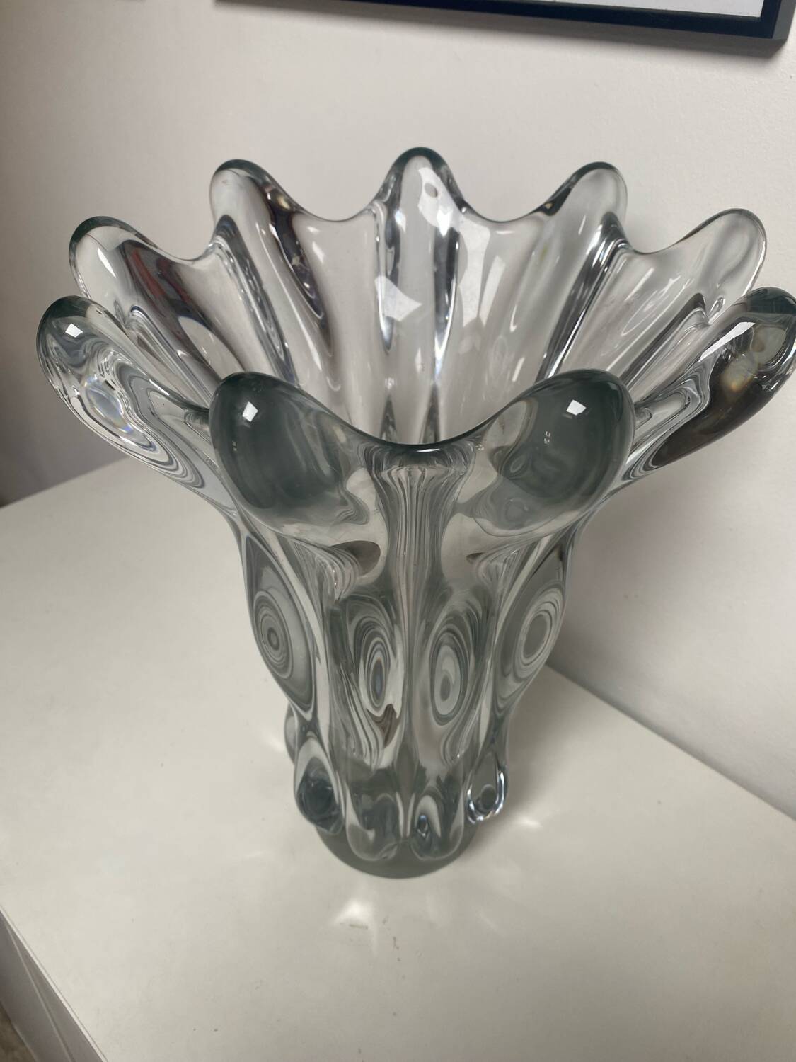 Giraffe head vase