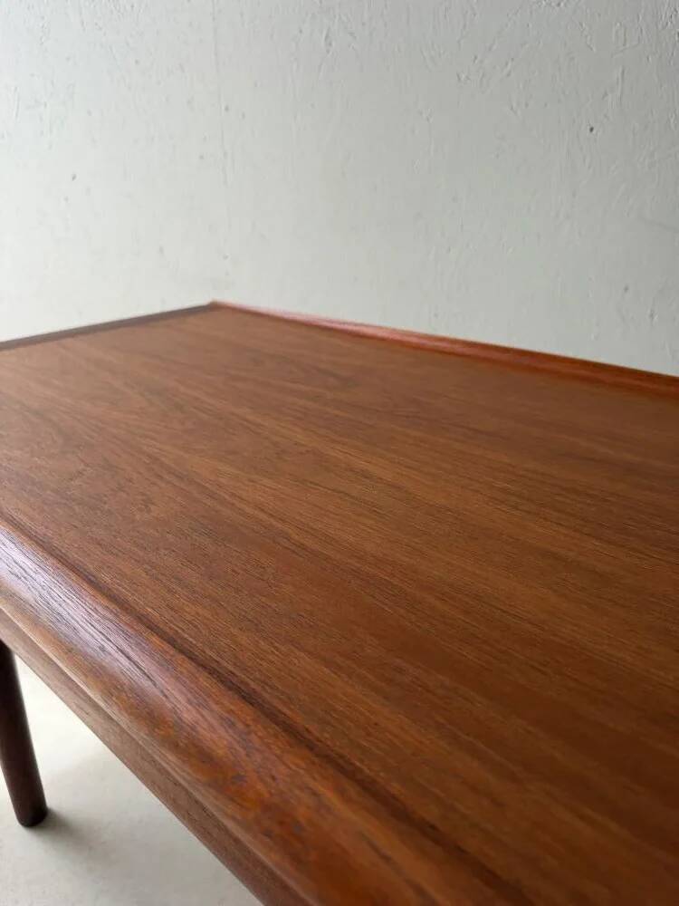 Grete Jalk teak coffee table Glostrup Møbelfabrik 1960s
