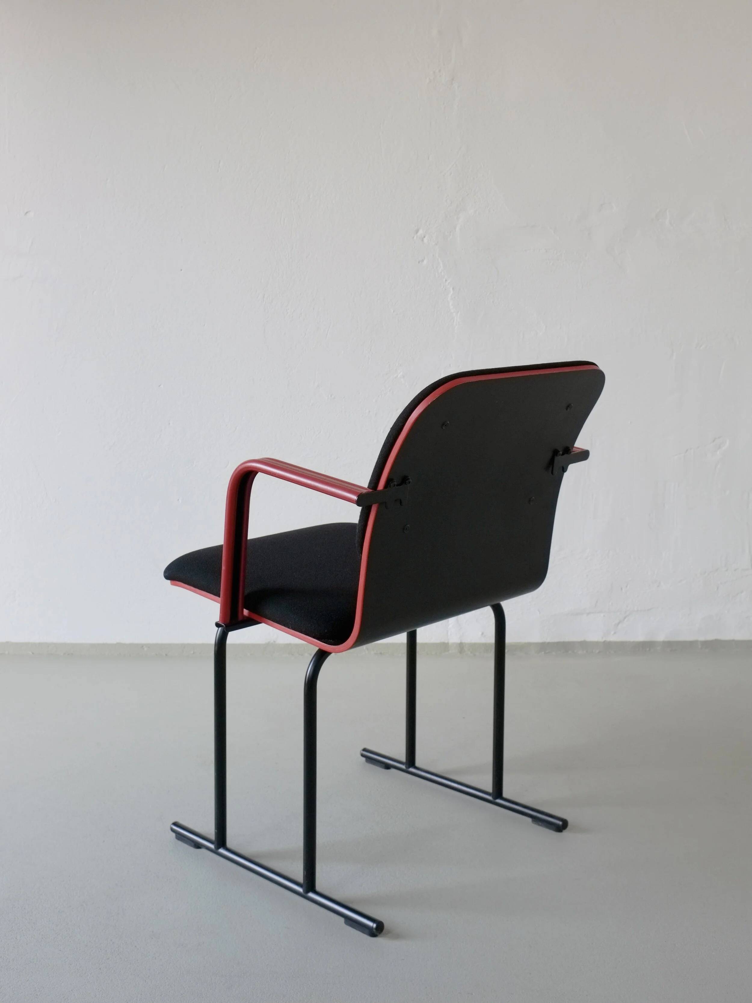 Black and red armchair by Yrjö Kukkapuro for Avarte, Finland, 1980s