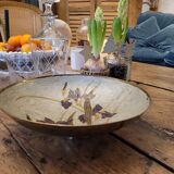 Empty partitioned brass pocket